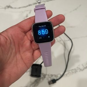 Fit bit purple band with charger